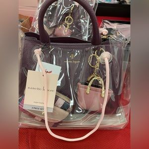 This is not for sale. I am looking for this same color same set